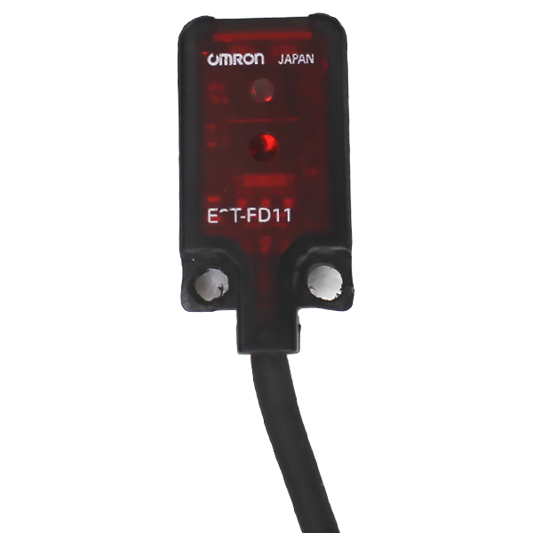 E3T-FD11 New Omron Diffuse-reflective Sensor